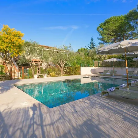 Daire Cannes Private With Pool, By The Sea, 3 Nights Minimum *
