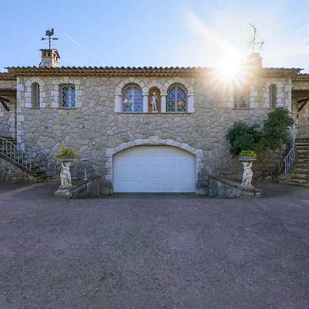 Cannes Private With Pool, By The Sea, 3 Nights Minimum *